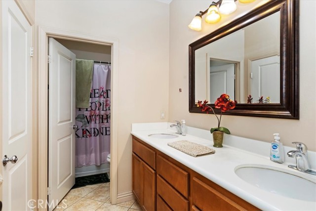 Detail Gallery Image 11 of 23 For 25103 Cliffrose St, Corona,  CA 92883 - 4 Beds | 2 Baths