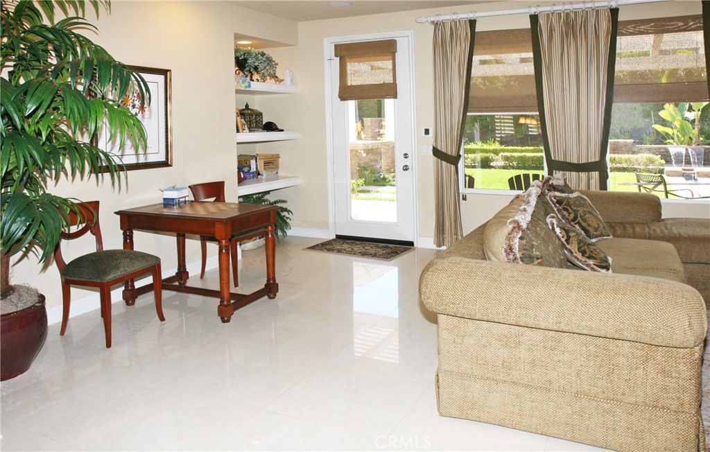 MLS #OC25175957 img 11