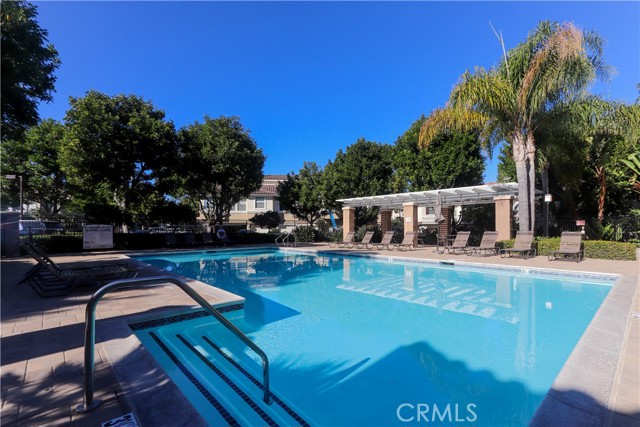 Detail Gallery Image 18 of 20 For 2212 Crescent Oak, Irvine,  CA 92618 - 2 Beds | 2 Baths