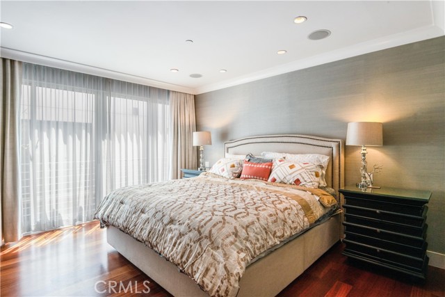 1211 Bayview Drive, Manhattan Beach, California 90266, 4 Bedrooms Bedrooms, ,4 BathroomsBathrooms,Residential,Sold,Bayview,SB21169008