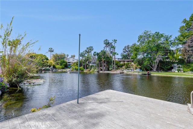 2233 Heather Lane, Newport Beach CA: https://media.crmls.org/medias/331613bc-017c-42d8-affb-ff2882fcdbc0.jpg