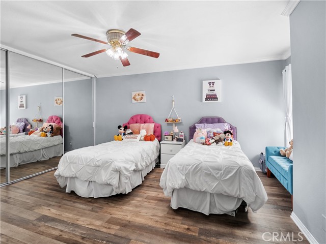 Detail Gallery Image 13 of 24 For 25995 Pueblo Dr, Valencia,  CA 91355 - 3 Beds | 2 Baths