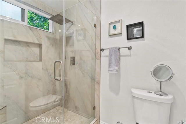 Detail Gallery Image 20 of 22 For 196 S Donna Ct, Anaheim,  CA 92807 - 3 Beds | 2 Baths