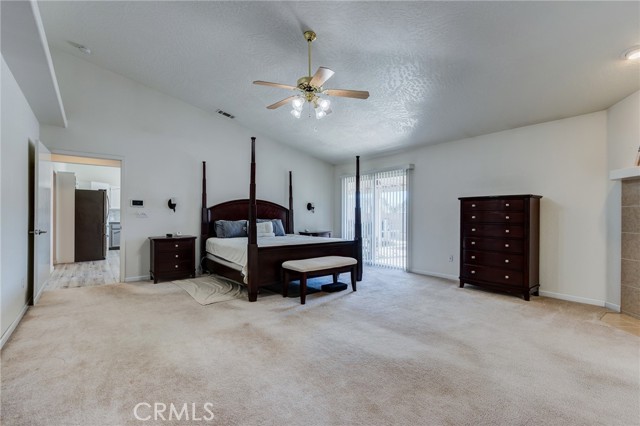 Detail Gallery Image 27 of 42 For 19783 Lara Ln, Apple Valley,  CA 92308 - 4 Beds | 3 Baths