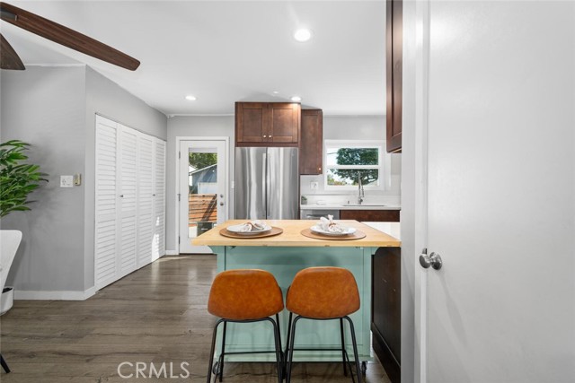 4513 E Cervato Street, Long Beach CA: https://media.crmls.org/medias/331843f3-4244-43b8-bff2-e467b55e60dc.jpg