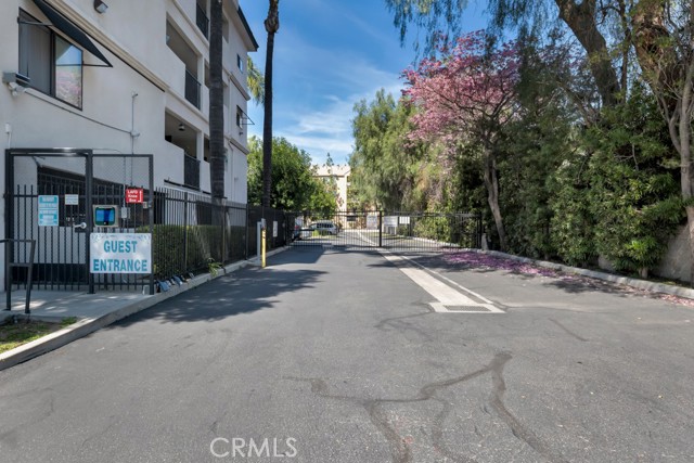 Image 38 of 39 For 17735 Kinzie Street 304