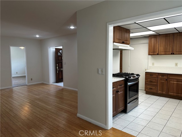 Detail Gallery Image 16 of 24 For 22933 Adolph Ave, Torrance,  CA 90505 - 3 Beds | 2 Baths