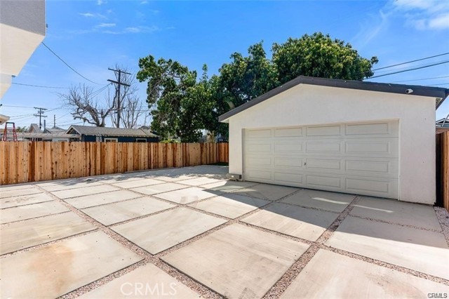Detail Gallery Image 5 of 5 For 136 W 48th St, Los Angeles,  CA 90037 - – Beds | – Baths