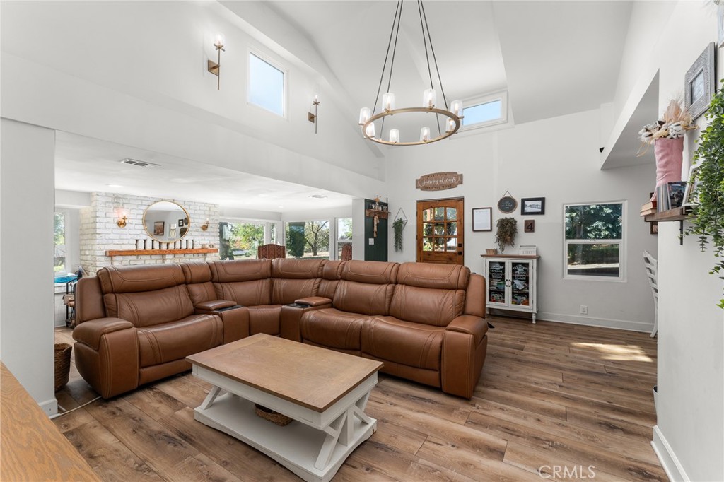 MLS #IG25247318 image #9