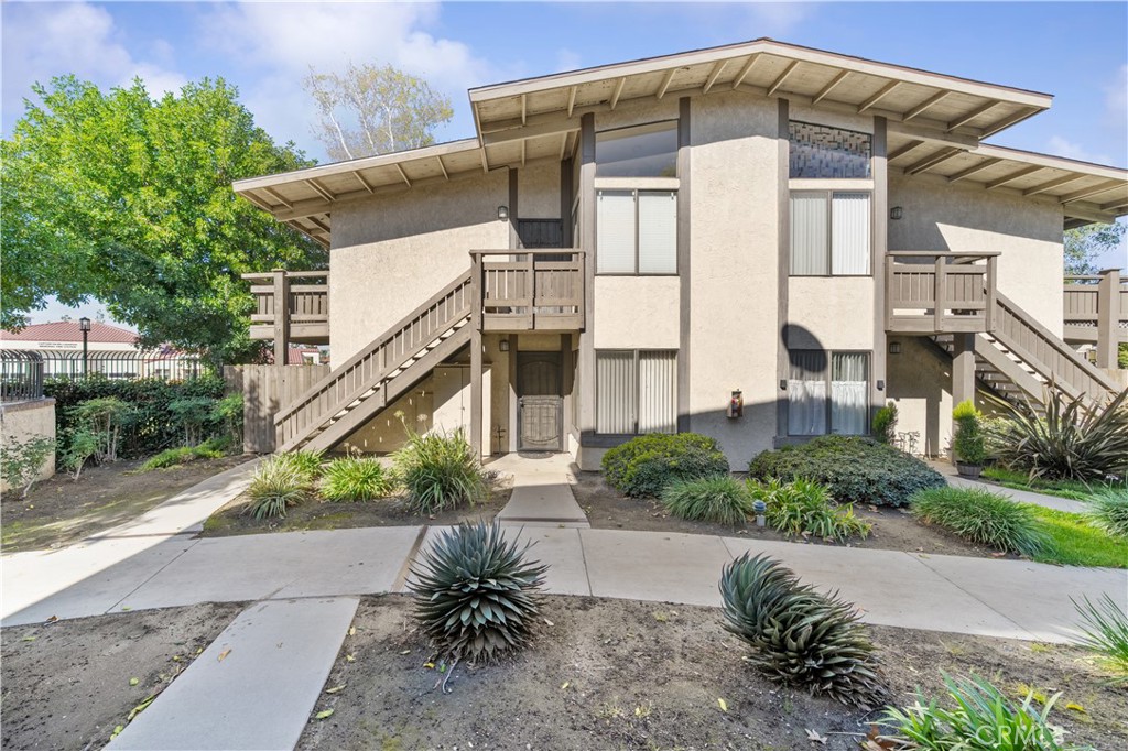 1150 S Meadow #6