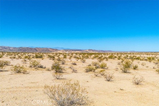 Detail Gallery Image 24 of 39 For 70147 Cove View Rd, Twentynine Palms,  CA 92277 - – Beds | – Baths