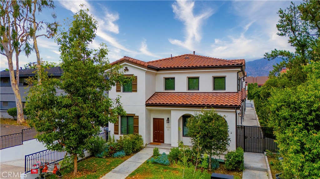 1027 Arcadia Ave #C