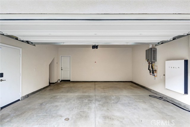 8574 Exposition Street, Chino CA: https://media.crmls.org/medias/331c1ef3-4811-4f5c-819b-b9a6edb2b6a8.jpg