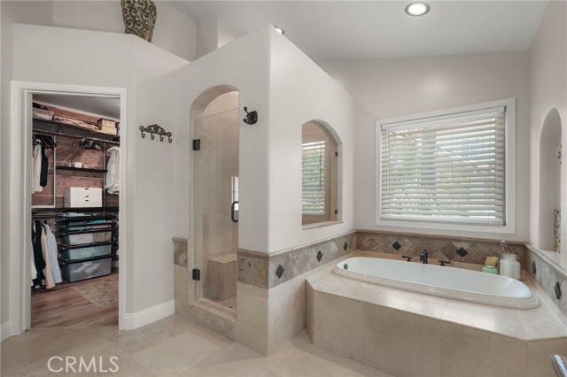 19066 Willow Brook, Lake Forest CA: https://media.crmls.org/medias/331c96a3-17e8-4a8e-acb3-5251625f17b4.jpg