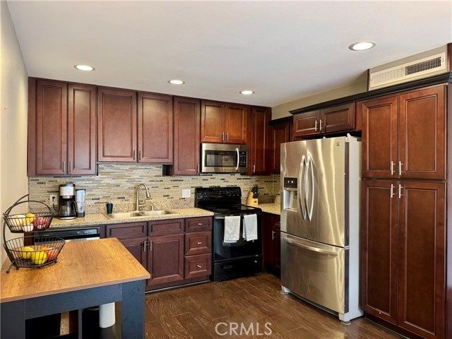 1354 Peppertree photo 5