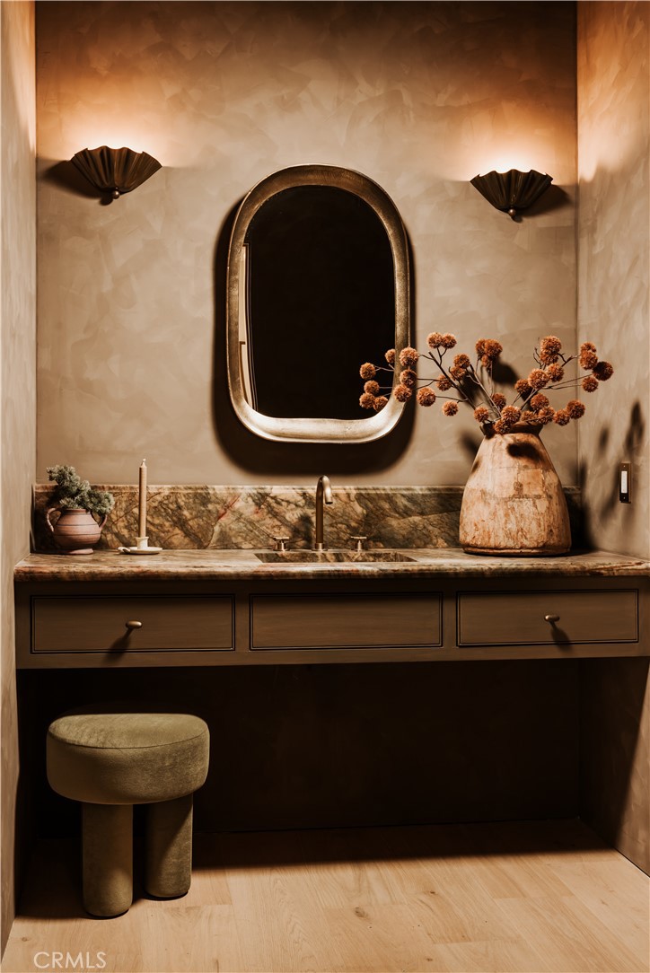 https://media.crmls.org/medias/331d935d-8708-4392-8714-4d8fe153de30.jpg?preset=X-Large