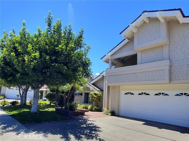 17 Elderberry, Irvine CA: https://media.crmls.org/medias/331dd218-7ed7-4c90-9097-31a058ccd6a8.jpg