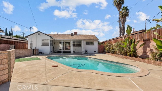 Detail Gallery Image 28 of 35 For 19349 Friar St, Tarzana,  CA 91335 - 3 Beds | 2 Baths