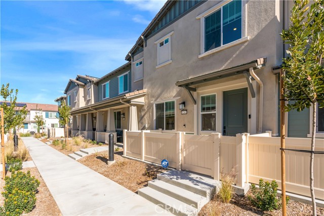 Front Image Thumbnail for CRSW26002003