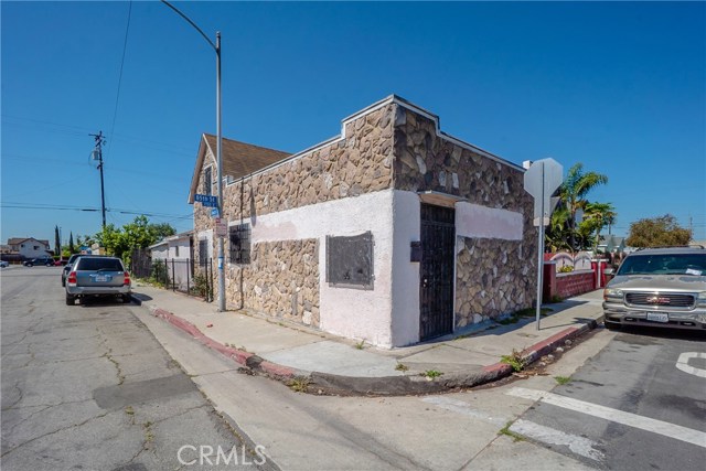 1736 E 85Th St, Los Angeles, CA 90001