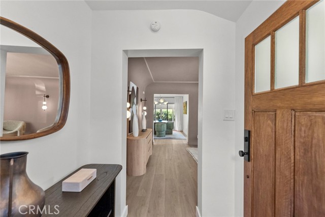 Detail Gallery Image 5 of 43 For 3812 Roderick Rd, Los Angeles,  CA 90065 - 3 Beds | 2 Baths