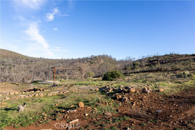 21541 Yankee Valley Road, Hidden Valley Lake CA: https://media.crmls.org/medias/331ee6e5-c250-4642-9b5d-b63e3b6f8e59.jpg