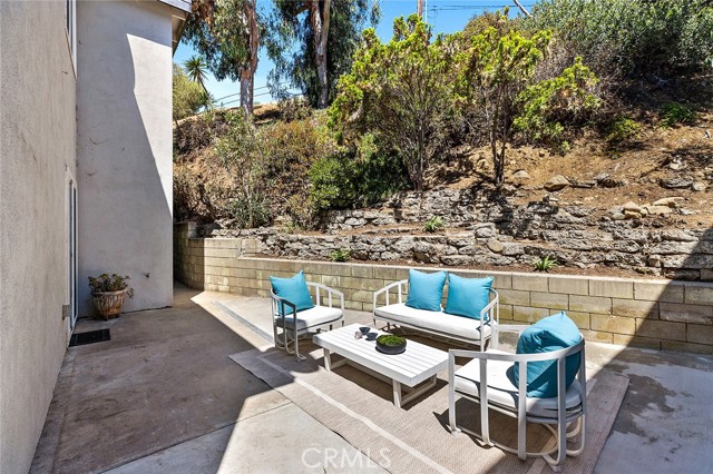 Detail Gallery Image 26 of 27 For 611 Griffith Way, Laguna Beach,  CA 92651 - 4 Beds | 4 Baths