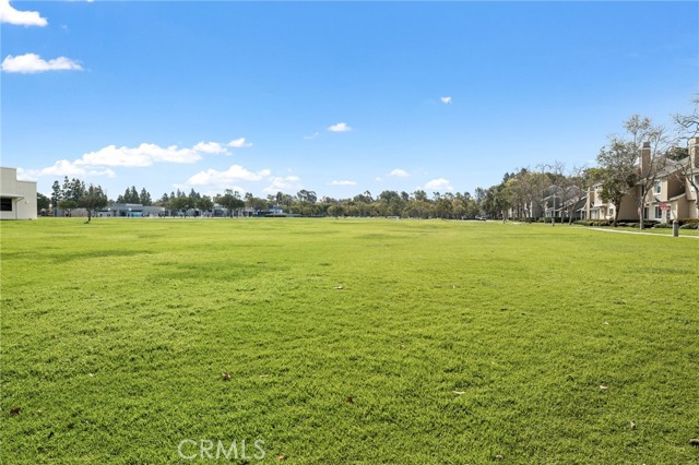 Detail Gallery Image 39 of 61 For 77 Greenbough #155,  Irvine,  CA 92614 - 3 Beds | 2 Baths