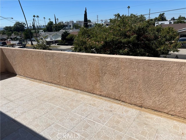 Detail Gallery Image 22 of 26 For 7004 Longridge Ave, North Hollywood,  CA 91605 - 5 Beds | 4/1 Baths