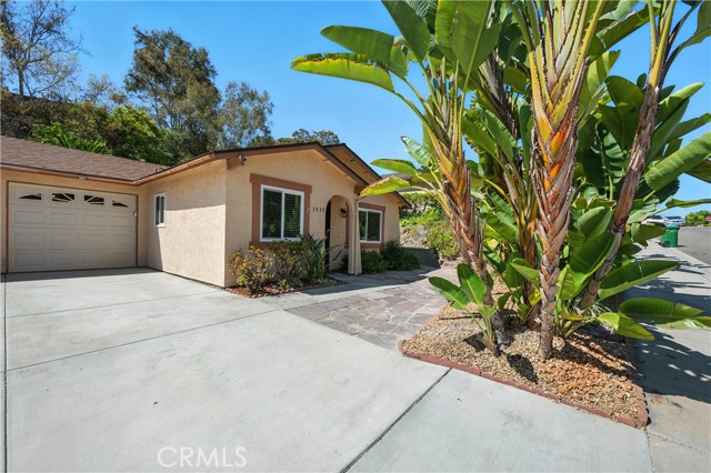 Detail Gallery Image 1 of 19 For 3935 San Ramon Dr, Oceanside,  CA 92057 - 2 Beds | 2 Baths