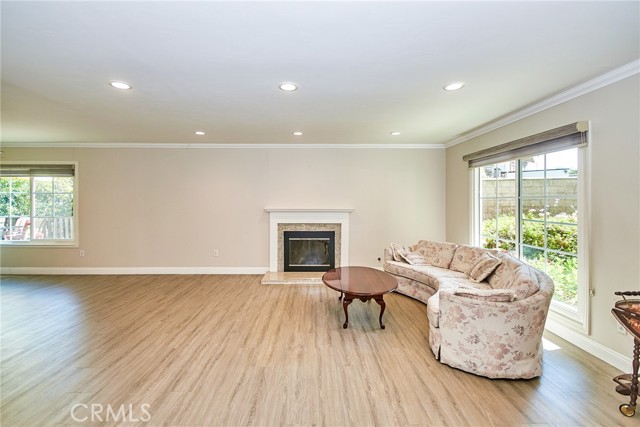 2108 Via Caliente, Fullerton CA: https://media.crmls.org/medias/33213bc5-f1b3-494d-93eb-800188415be7.jpg