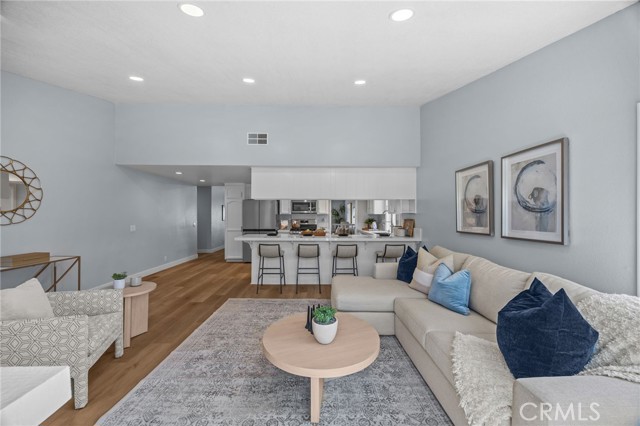 Detail Gallery Image 23 of 45 For 11 De Forest, Irvine,  CA 92620 - 4 Beds | 2 Baths