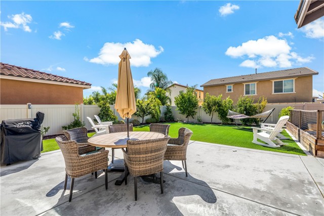 Detail Gallery Image 38 of 69 For 30841 Bloomfest St, Murrieta,  CA 92563 - 4 Beds | 2/1 Baths