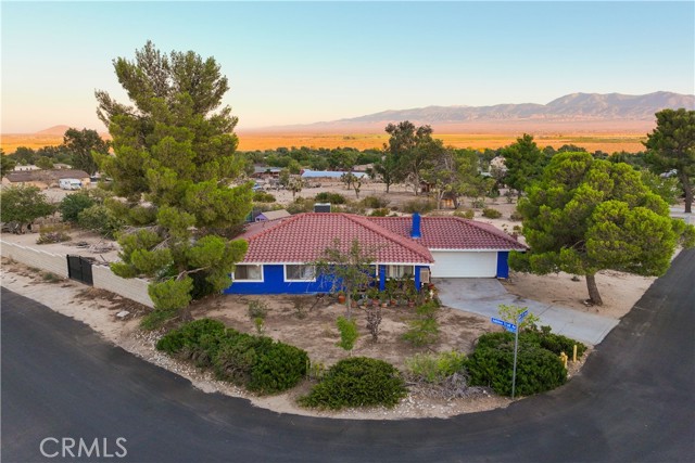 Detail Gallery Image 1 of 29 For 39132 161st St, Palmdale,  CA 93591 - 3 Beds | 2 Baths