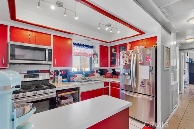 Detail Gallery Image 13 of 58 For 18492 Hinton St, Hesperia,  CA 92345 - 3 Beds | 2 Baths