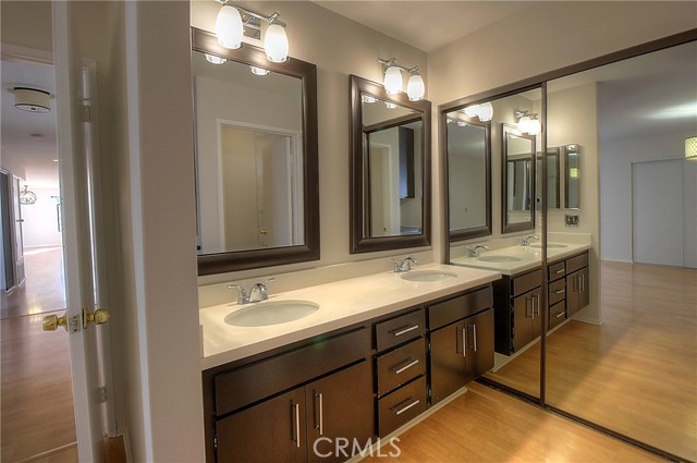 Detail Gallery Image 29 of 40 For 400 N Louise St #205,  Glendale,  CA 91206 - 2 Beds | 2 Baths