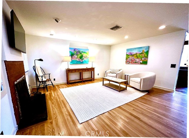 Detail Gallery Image 33 of 39 For 1944 W Lullaby Ln, Anaheim,  CA 92804 - 3 Beds | 2/1 Baths