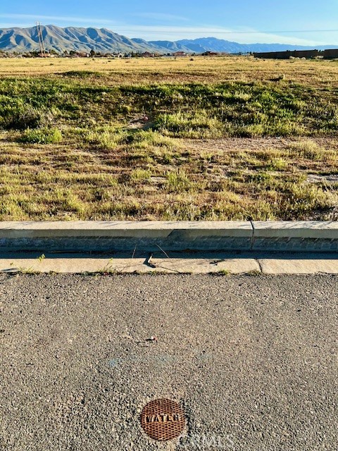 Detail Gallery Image 3 of 5 For 0 Sequoia St, Apple Valley,  CA 92308 - – Beds | – Baths