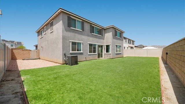Image 31 of 40 For 773 Pinehurst Street