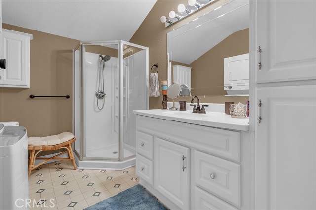 959 Rodeo, Fullerton CA: https://media.crmls.org/medias/33258fdb-4b16-47ca-8a20-f7ec73de071b.jpg