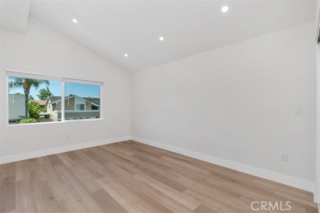 3871 Hendrix Street, Irvine CA: https://media.crmls.org/medias/33259f51-2a8c-4e01-8252-357da0abf417.jpg