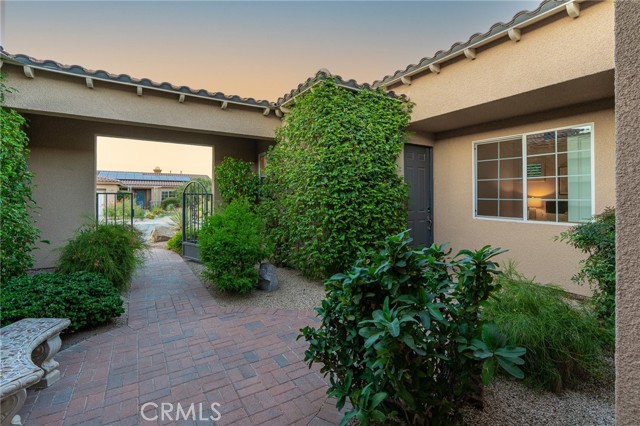 Detail Gallery Image 13 of 61 For 74069 Jeri Ln, Palm Desert,  CA 92211 - 4 Beds | 3/1 Baths