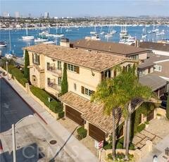 Detail Gallery Image 2 of 8 For 900 E Balboa Bld, Newport Beach,  CA 92661 - 4 Beds | 4/1 Baths