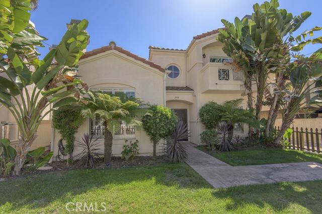2508 Huntington Lane, Redondo Beach, California 90278, 4 Bedrooms Bedrooms, ,3 BathroomsBathrooms,Residential,Sold,Huntington,SB15215396