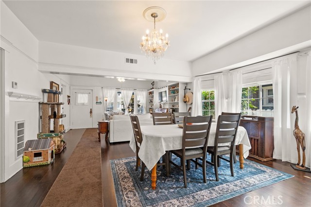 373 W Santa Cruz Street, San Pedro CA: https://media.crmls.org/medias/3326d379-4bab-438c-a9b5-b03180779b66.jpg