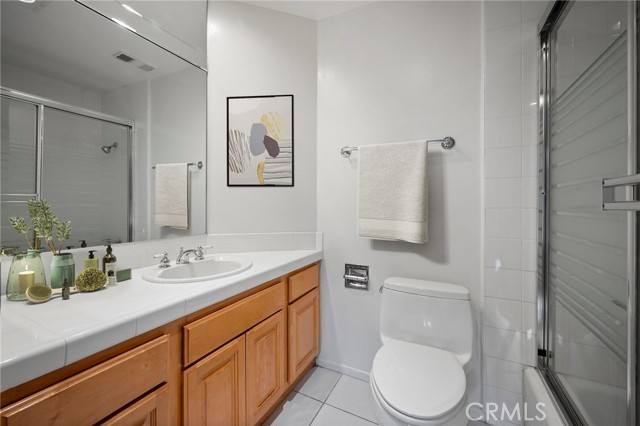 Detail Gallery Image 20 of 27 For 750 S Bundy #108,  Los Angeles,  CA 90049 - 2 Beds | 2/1 Baths