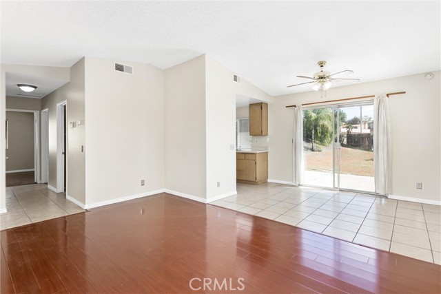 Detail Gallery Image 6 of 17 For 11742 Black Hawk Ln, Moreno Valley,  CA 92557 - 2 Beds | 1 Baths