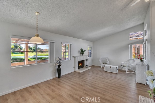 Detail Gallery Image 6 of 36 For 631 La Costa, Banning,  CA 92220 - 2 Beds | 2 Baths