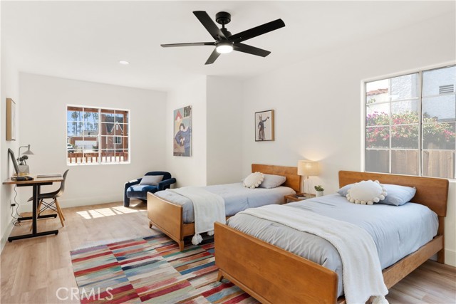 5732 Hillcrest Drive, Los Angeles CA: https://media.crmls.org/medias/3328745a-026a-4994-b7ba-cec1887a25e8.jpg