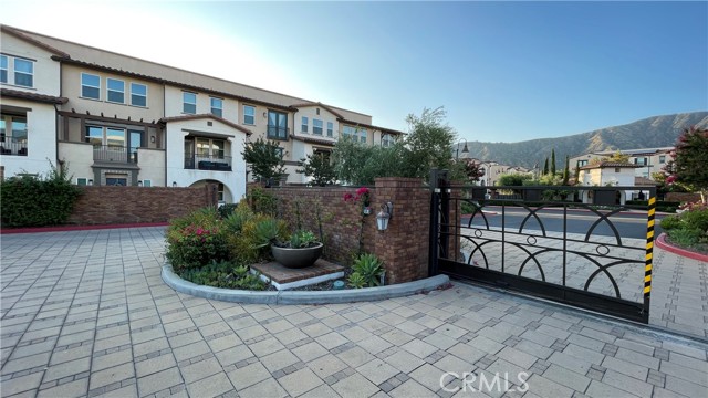 631 W Foothill Blvd #26, Glendora, CA 91741